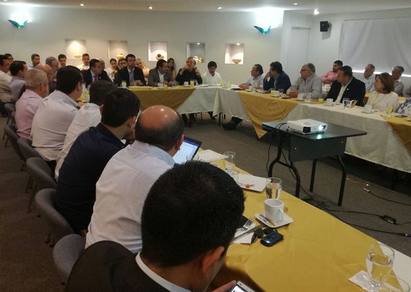 "Infraestructura": el tema abordado durante el nuevo encuentro del Bloque Parlamentario de Santander "Infraestructura": el tema abordado durante el nuevo encuentro del Bloque Parlamentario de Santander