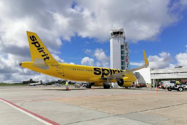 Ante la suspensión de la ruta aérea entre Bucaramanga y Fort Lauderdale, líderes gremiales y gubernamentales se reunieron con ejecutivos de Spirit Airlines