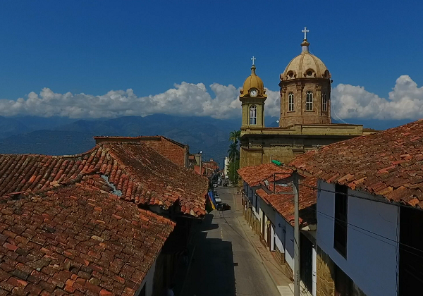 La Cámara de Comercio de Bucaramanga realizó Guía Histórica de El Socorro