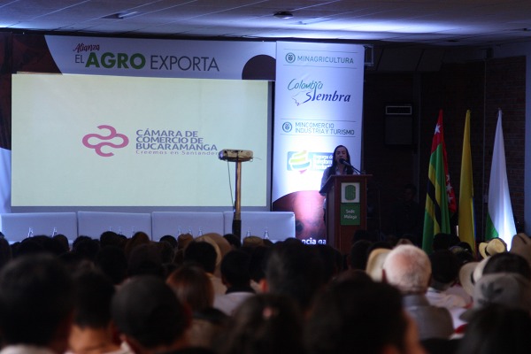 Proyecto Sanbovino apostó por carne de mejor calidad y vendió 33,5 toneladas durante su primera Feria Ganadera Proyecto Sanbovino apostó por carne de mejor calidad y vendió 33,5 toneladas durante su primera Feria Ganadera