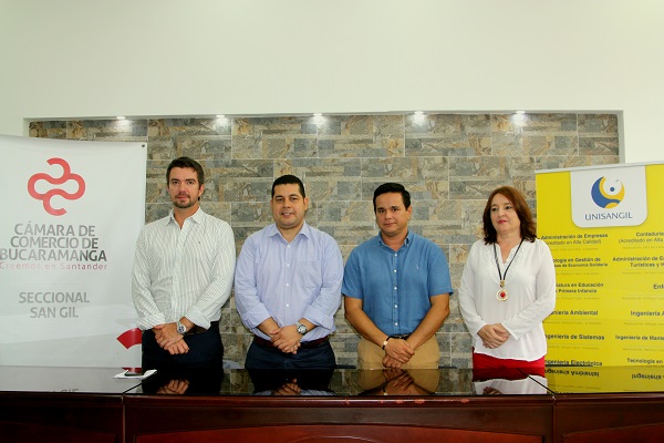 Profesores y empresarios cursan penúltimo nivel del programa de bilingüismo en San Gil 