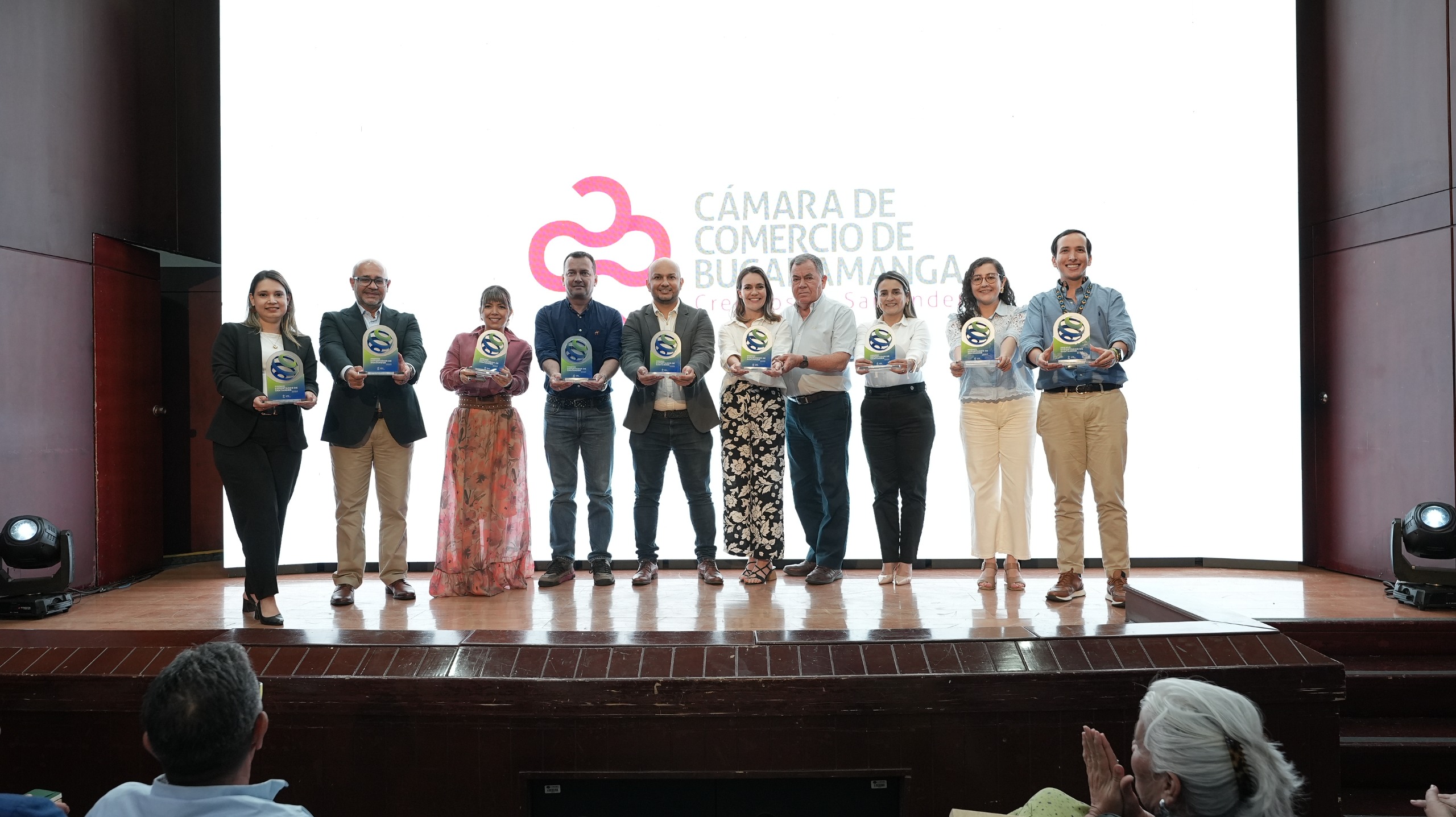 La C&aacute;mara de Comercio de Bucaramanga premi&oacute; la excelencia y el valor agregado del sector exportador santandereano