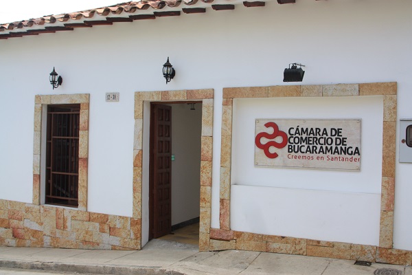  Disfrute de los servicios del Centro de Conciliación, Arbitraje y Amigable Composición en la seccional de Socorro