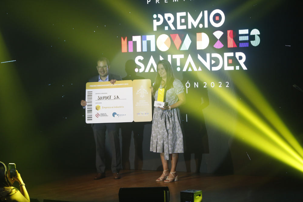 Camila Andrea Sandoval Zárate