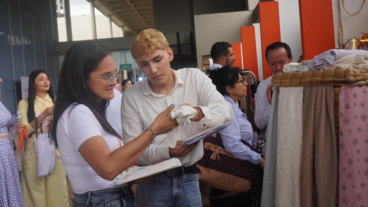 El conocimiento se vistió de moda y conectó a más de 400 empresarios de Bucaramanga